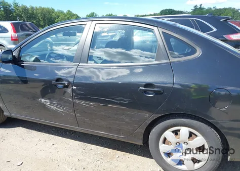 2008 Hyundai Elantra Gls/Se z USA, uszkodzony, nr VIN KMHDU46D28U408927